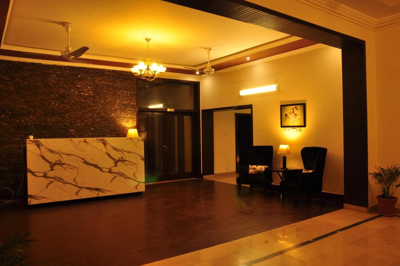 Reina Boutique Hotel - G6/3 Islamabad Eksteriør billede