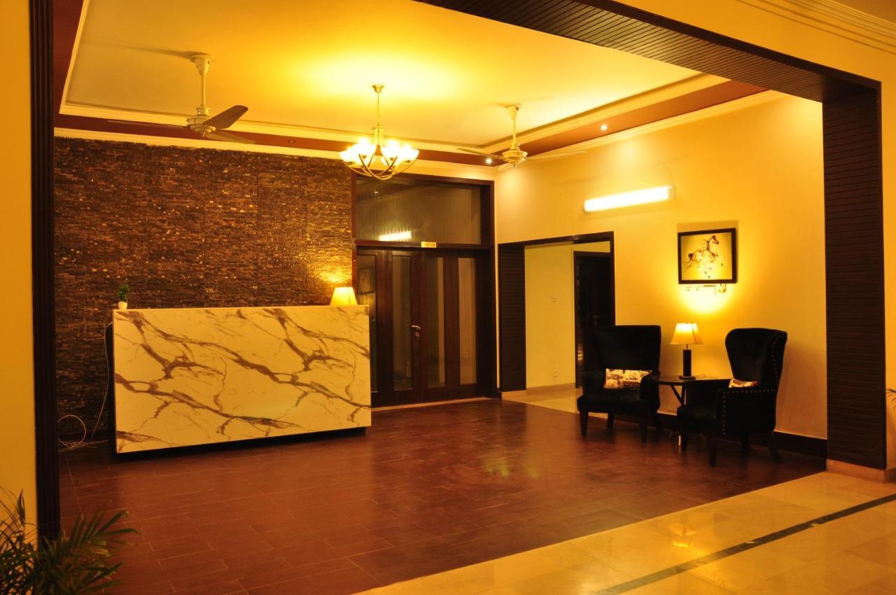 Reina Boutique Hotel - G6/3 Islamabad Eksteriør billede